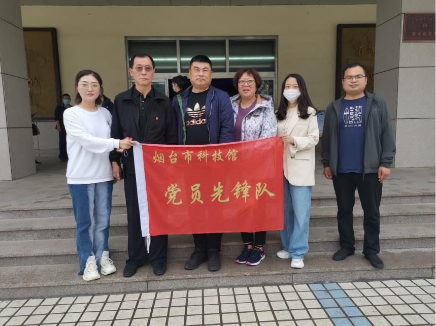感悟家國情懷  汲取時代精神