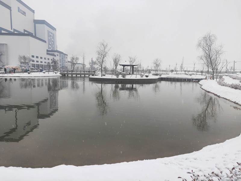 萊陽能源景觀湖雪景.jpg